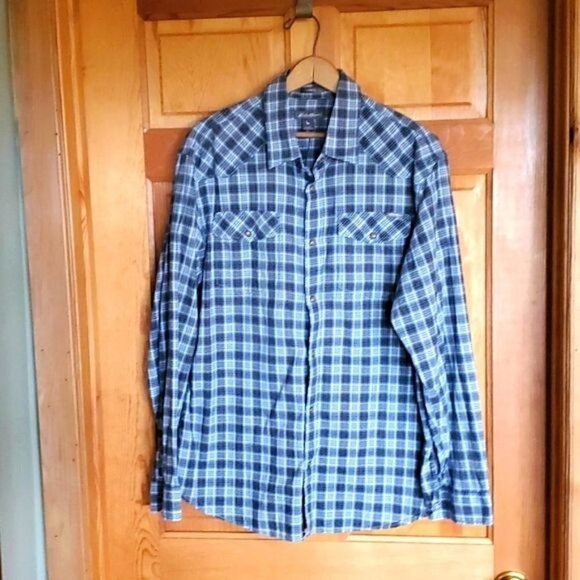 Eddie Bauer Classic Fit Casual Snap Button Down Pocketed Long Sleeve Sz L Shirt - Picture 1 of 11